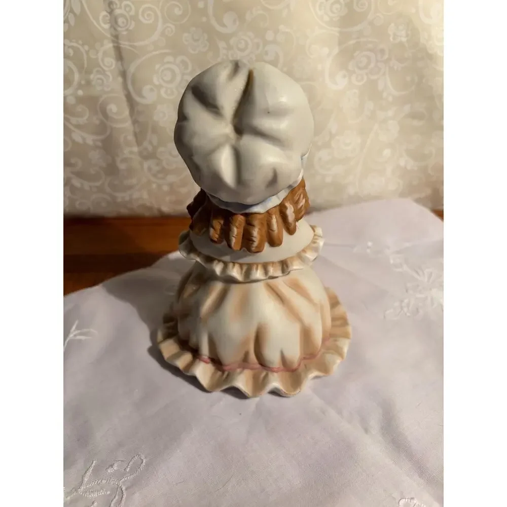 Vintage Brinns‎ Little Girl Figurine